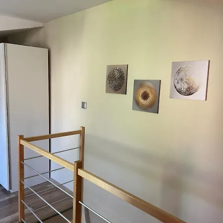 Dwupokojowy Z Ogrodem 포즈난