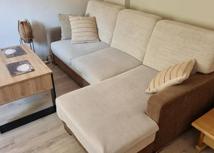 Dwupokojowy Z Ogrodem 아파트 포즈난